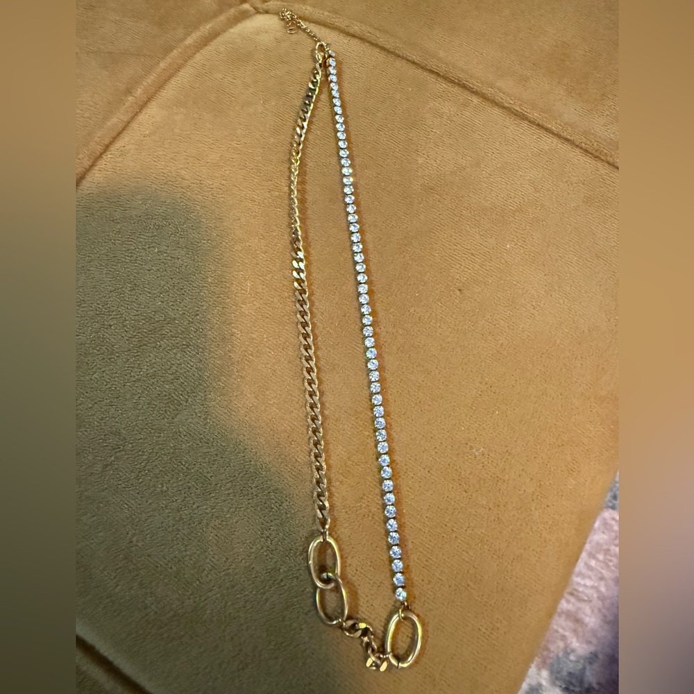 Elegant Gold and Silver Women's Necklace